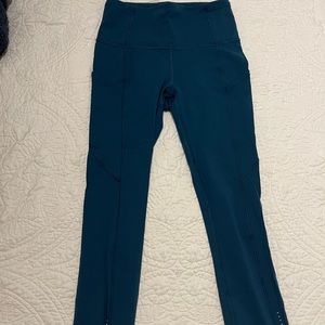 Lululemon high wasted performance leggings - electric blue - size 4